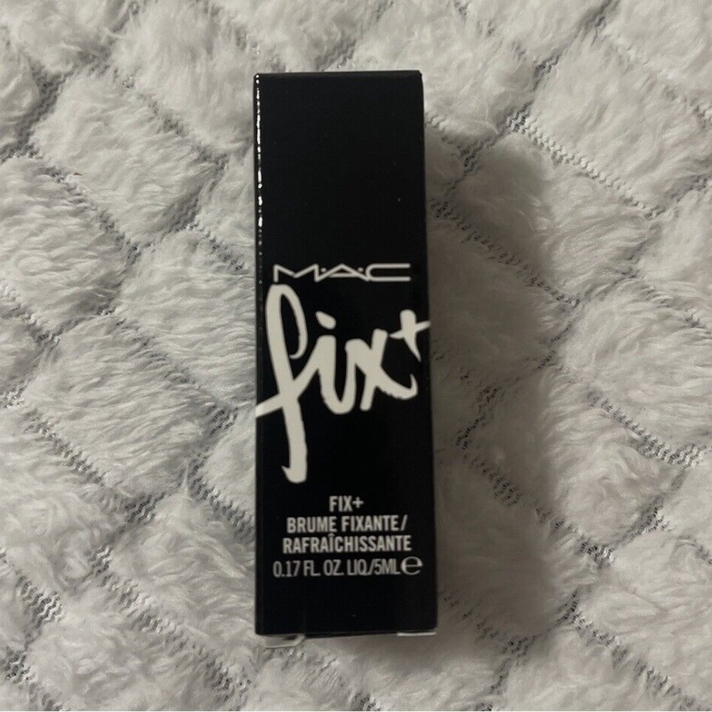 MAC Fix + Skin Refresher Finishing Mist Spray 0.17oz 5mL Travel Mini Sample New.